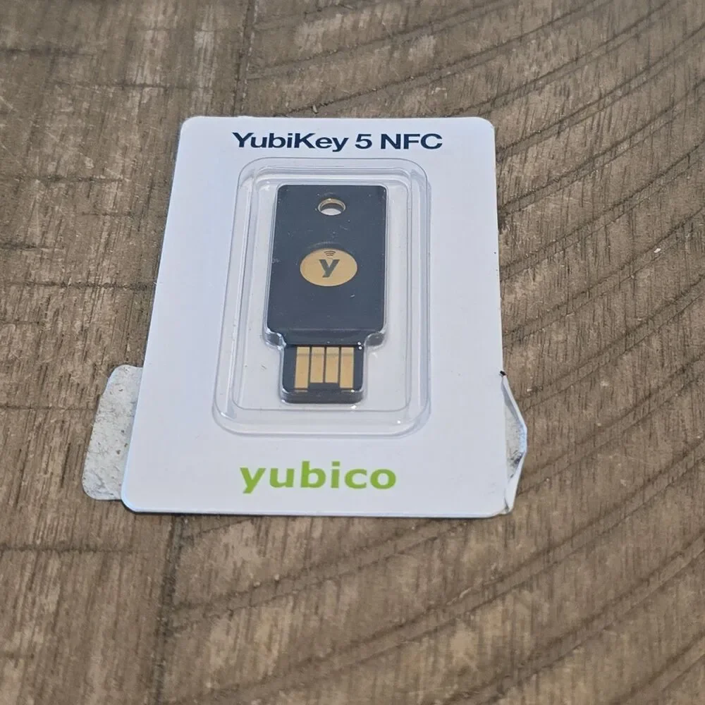Yubico ‎YubiKey 5 NFC 2-Factor-Auth USB